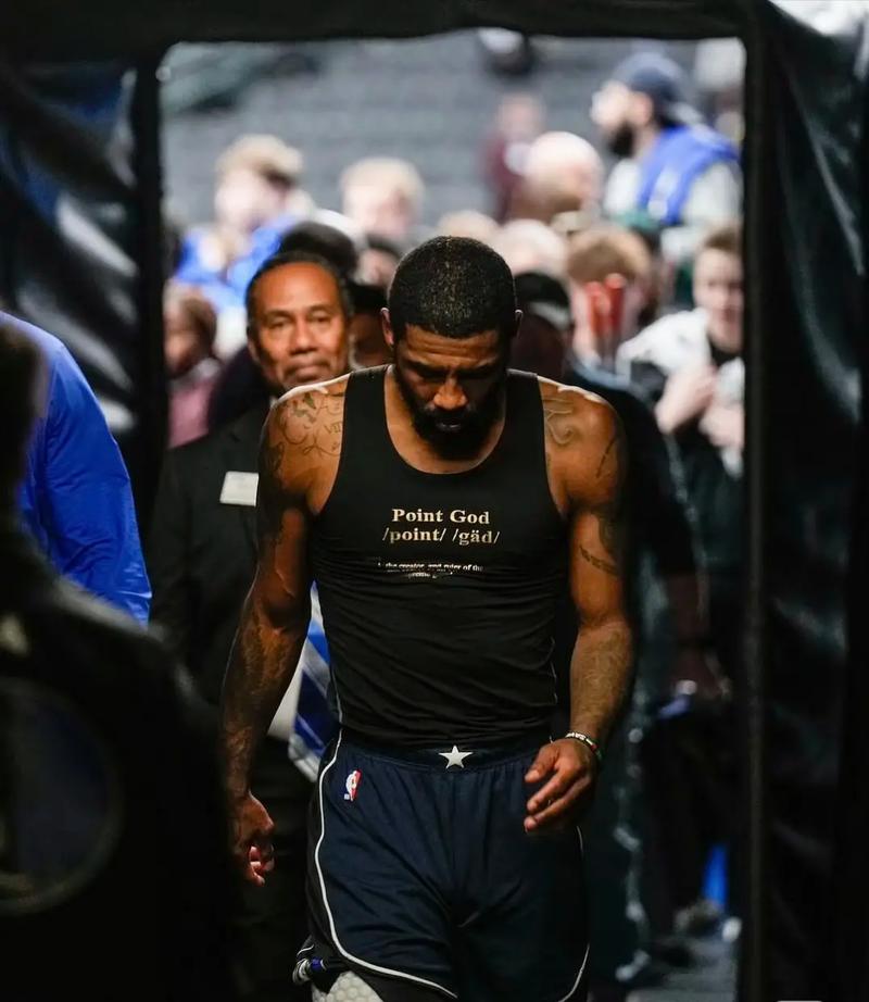 普利希奇平均64分钟进1球，五大联赛进球5+球员中仅次于凯恩（普利希奇每64分钟破门一次，五大联赛5+进球球员中效率仅逊凯恩）