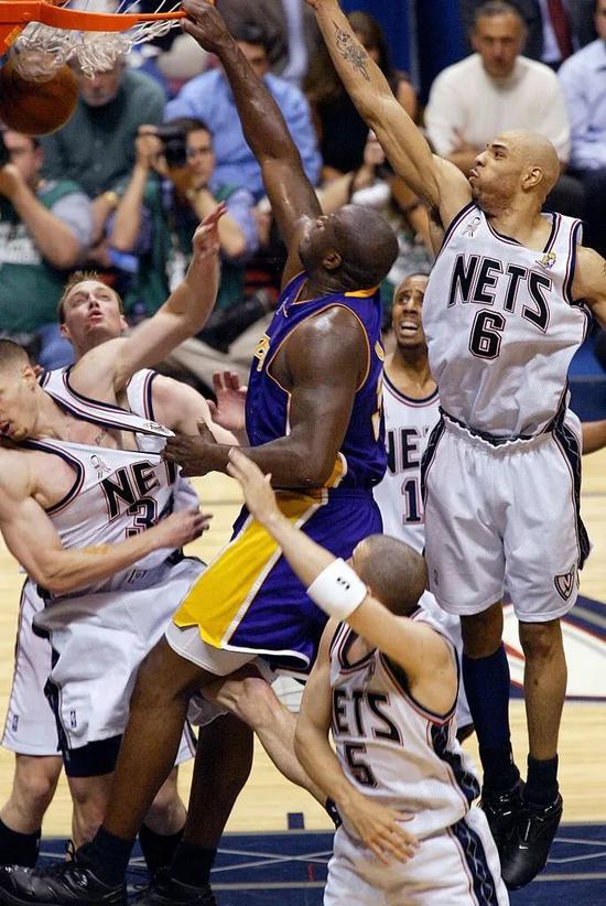 塔科尼：尤文现在很混乱，又陷入了过去那些一成不变的错误（塔科尼：尤文眼下一团乱，又在重蹈以往的老错误）