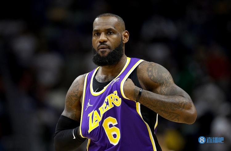 约基奇不爱篮球？欧媒：他对篮球痴迷到极致，会回看训练录像（遭质疑不爱篮球，欧媒称约基奇痴迷至极，连训练录像都反复回看）