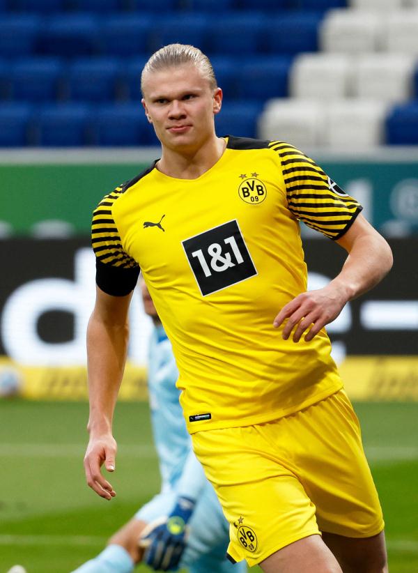 前意甲主帅：DV9是意甲最强前锋；尤文限制了洛卡特利的成长（前意甲教头：DV9堪称意甲头号前锋，尤文束缚了洛卡特利的成长）