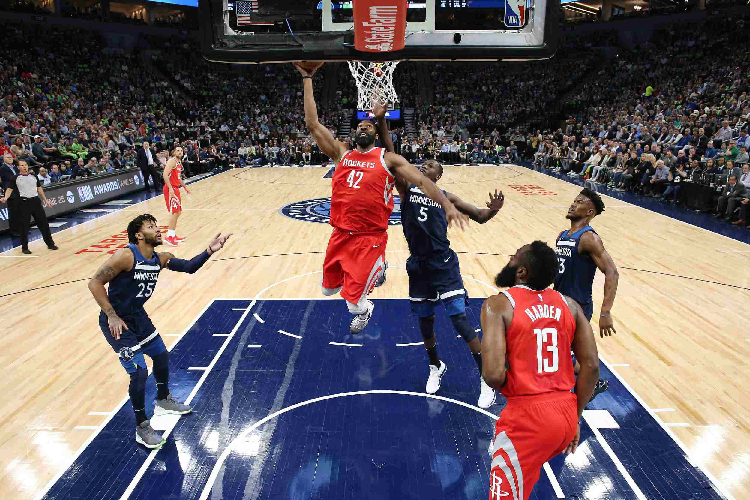 中超比赛精彩回放：上海海港绝杀山东,（中超集锦：上海海港补时绝杀山东）