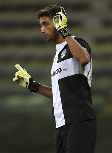 布克谈狄龙和詹姆斯冲突：喜欢这种互动，但这次有点过头了（布克：喜欢狄龙与詹姆斯的交锋，但这次有些过火）