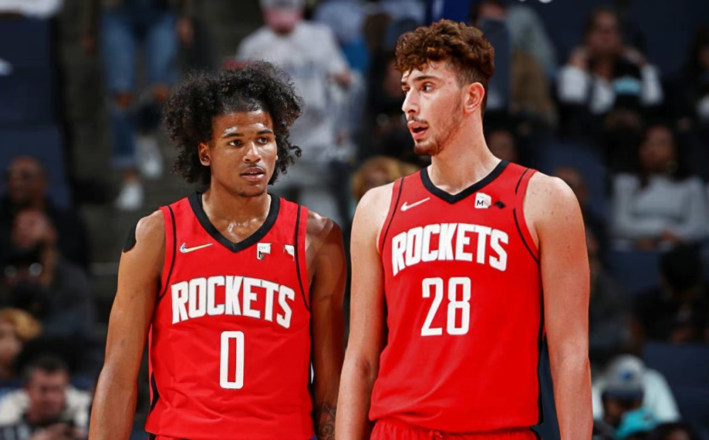 维拉vs阿森纳前瞻：英超前3大战 枪手主力双中卫缺席 谁也难赢（英超前三巅峰战前瞻：维拉对阵阿森纳，枪手双中卫缺阵，恐难分胜负）