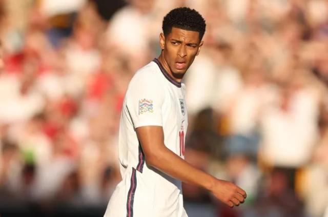 全运会女排比赛：江苏各年龄段实力太强！或包揽成年队青年队冠军（全运会女排：江苏各梯队强势领跑，有望包揽成年组与青年组双冠）