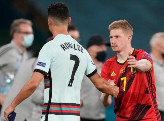 赫塔费vs埃尔切：马约拉尔、戴维-索里亚首发，安德烈-席尔瓦、伊尼亚基-佩尼亚出战（赫塔费迎战埃尔切：马约拉尔、戴维-索里亚先发，安德烈-席尔瓦、伊尼亚基-佩尼亚披挂上阵）