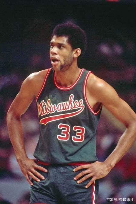 这一脚之前，所有铺垫都完成了（铺垫已尽，只待这一脚）